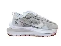 sacai nike vaporwaffle 2021 sneaker white gray